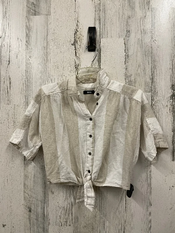 Top Short Sleeve By Bdg In Tan, Size: Xs